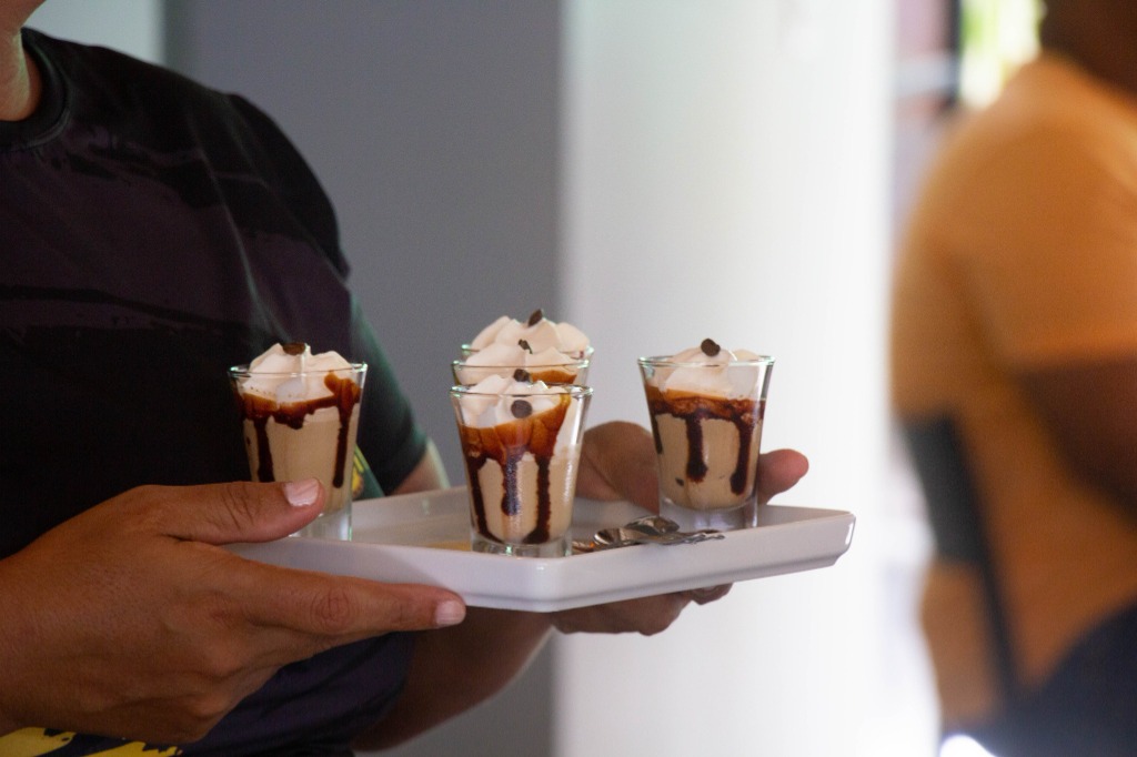 Bebidas servidas no Bike Café da Strada